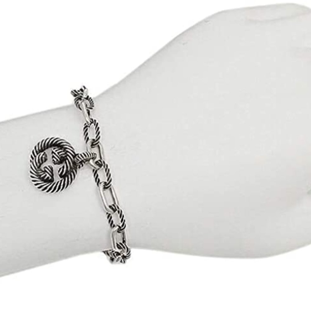 Gucci Silver Bracelet with Interlocking GG Charm - Picture 3 of 7